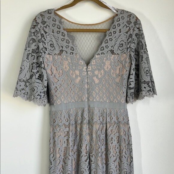 Tadashi Malina Flutter Sleeve Lace Gown In Pewter/ Petal - 6 - Picture 6 of 10